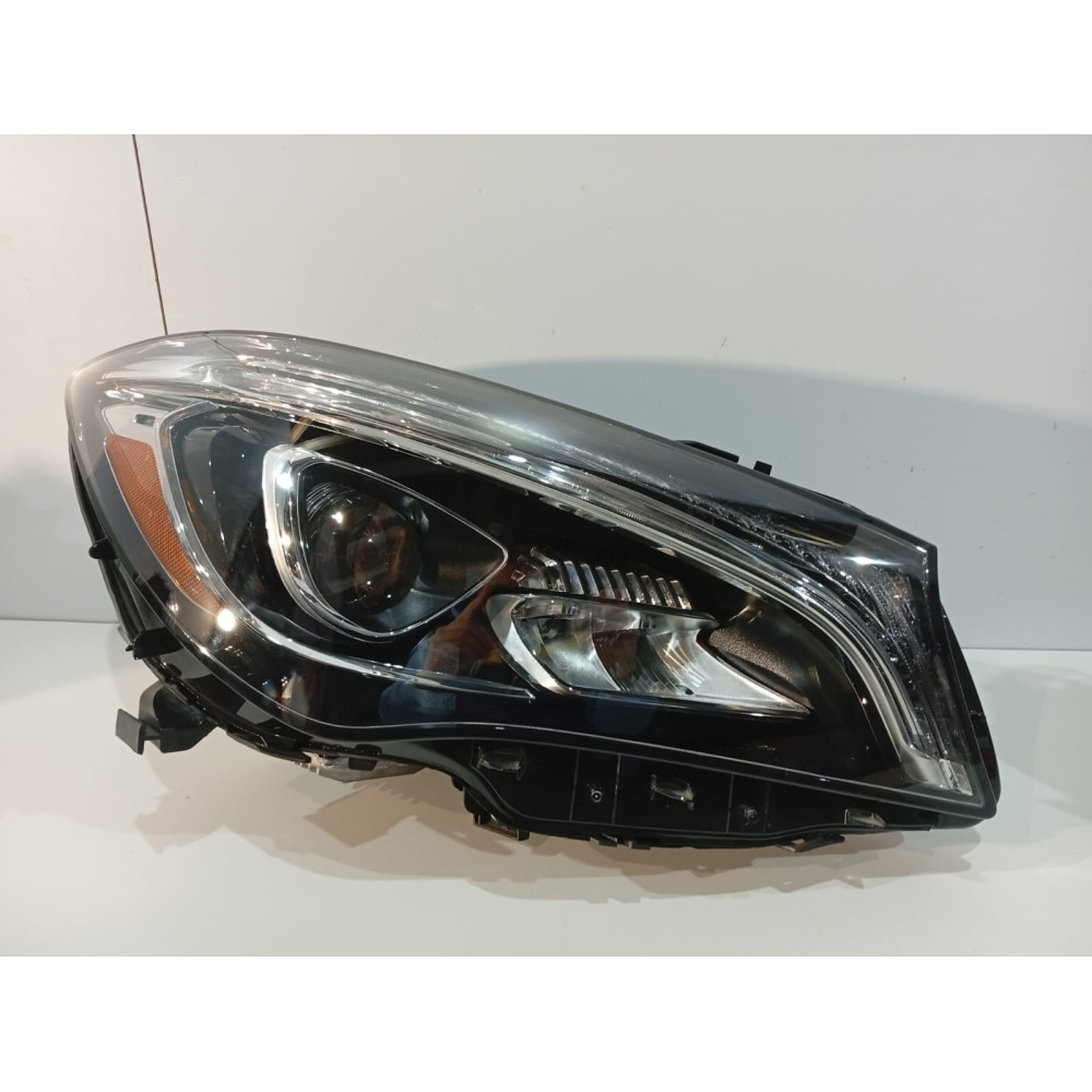 MERCEDES W117 CLA Lci Lampa...