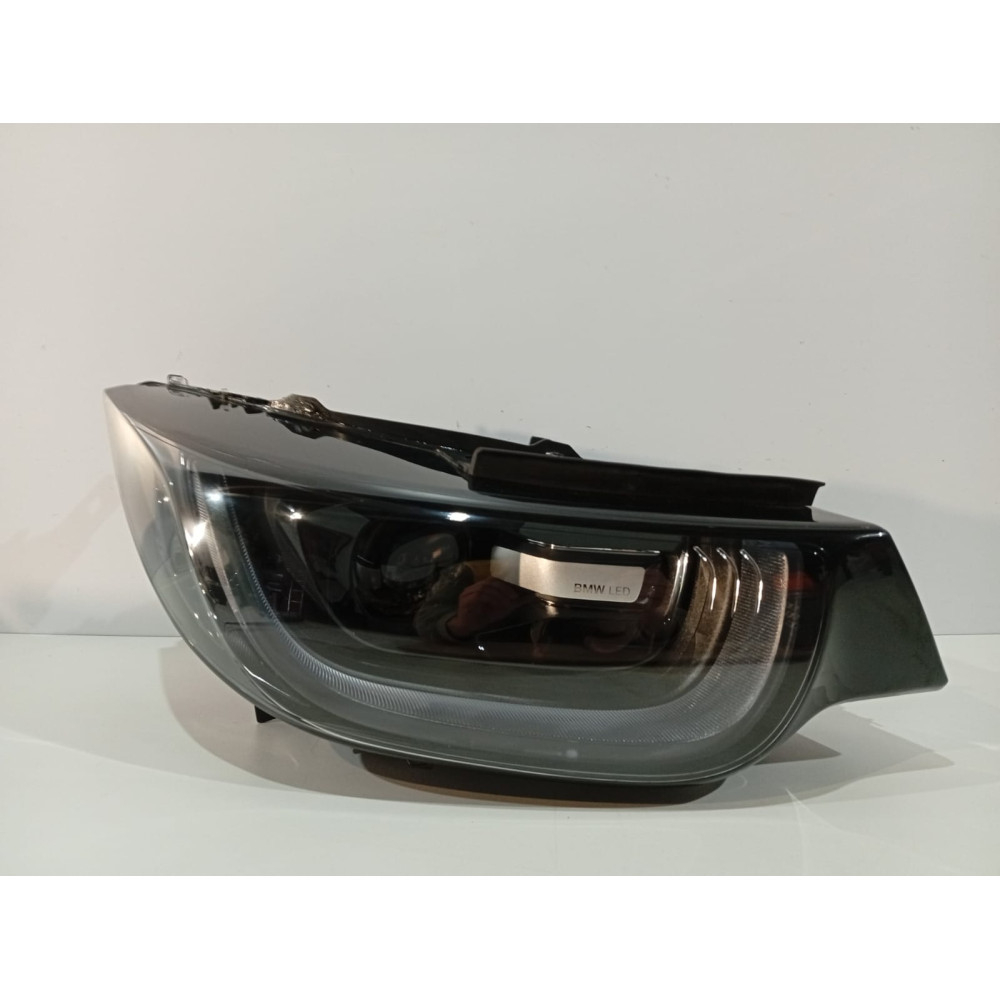BMW I3 LCI Lampa przednia...