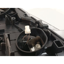 BMW 3 F30 F31 Lampa Bi-Xenon nieskrętny Prawa - 18270