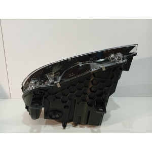 BMW X3 F25 LCI X4 F26 Lampa Bi-Xenon nieskrętny Prawa - 18356