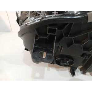 BMW X3 F25 LCI X4 F26 Lampa Bi-Xenon nieskrętny Prawa - 18356