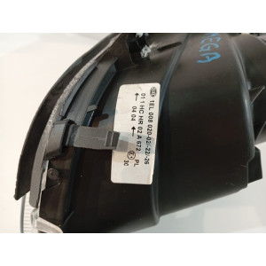 Opel Omega B Lift Lampa 1AL008020-22 Prawa - 18367