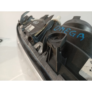 Opel Omega B Lift Lampa 1AL008020-22 Prawa - 18367