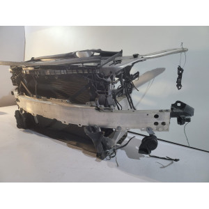 Mercedes C W205 Pas przedni chłodnice - 18385