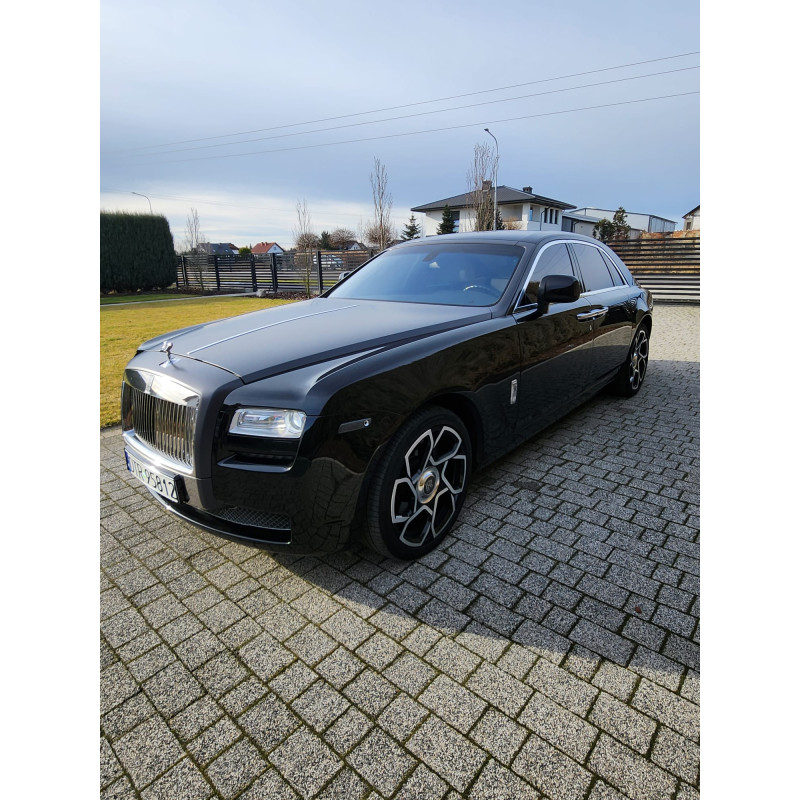 Rolls Royce Ghost 2011 V12...