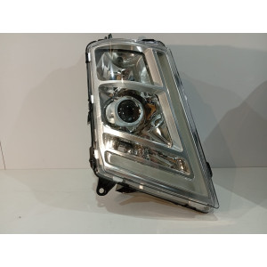 VOLVO FH4 Lampa przednia xenon skr.  22239253 - Prawa 18746