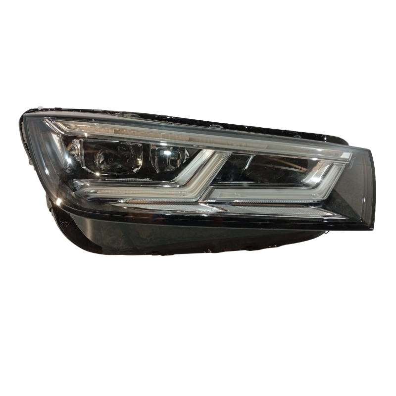 Audi Q5 80A Lampa przednia...