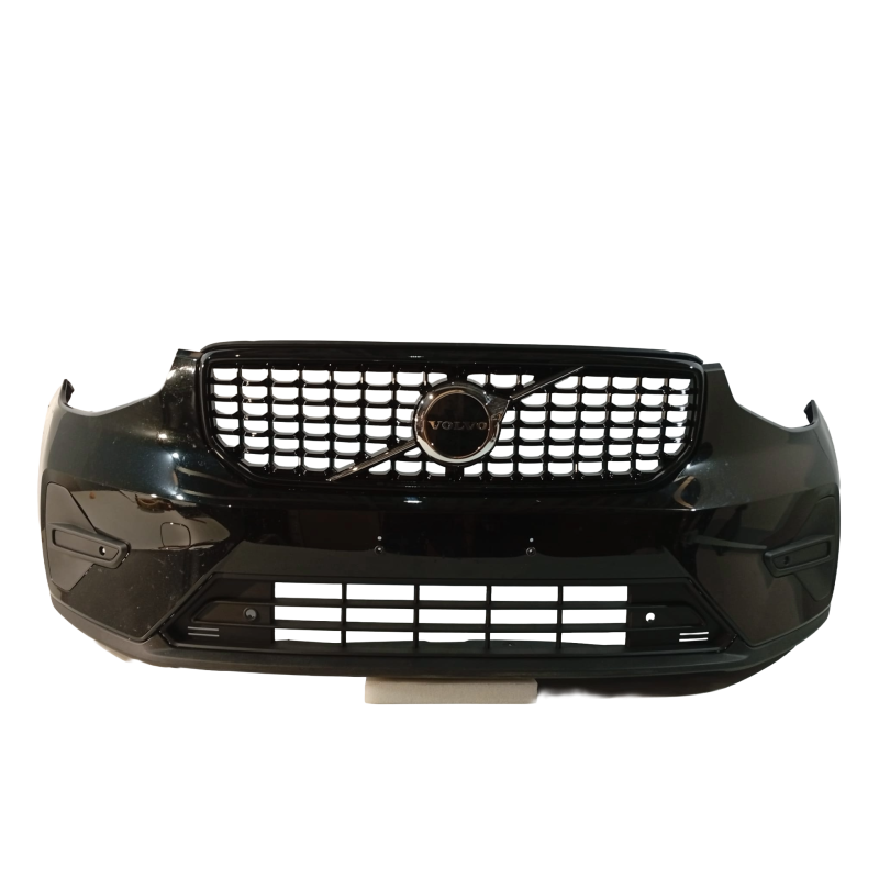VOLVO XC40 Zderzak przedni...