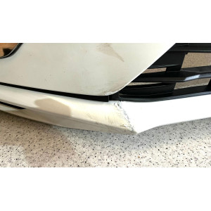Volvo XC60 2018 - 2021- Zderzak przedni 31425160 Biały - 10431