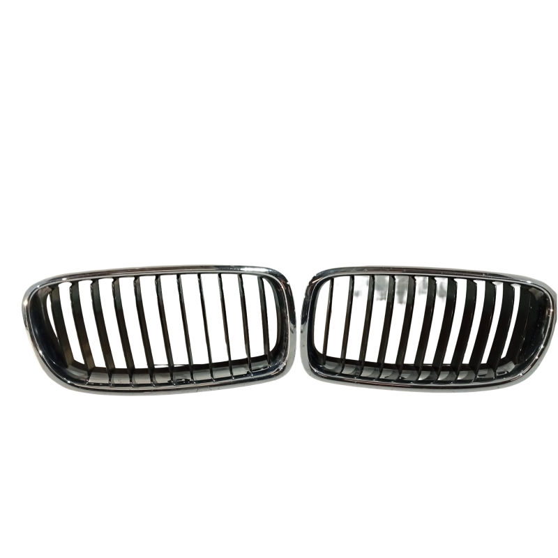 BMW 3 F30 / F31 Grill Nerki...
