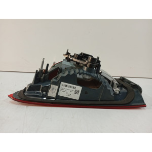 BMW X1 F48 Lampa tylna (klapa) Prawa 7350698 - 18530
