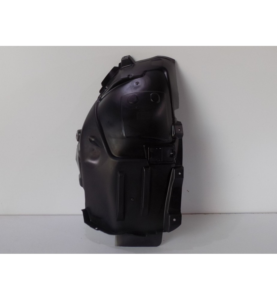 Mercedes W213 Nadkole Przednie Lewe - 3003