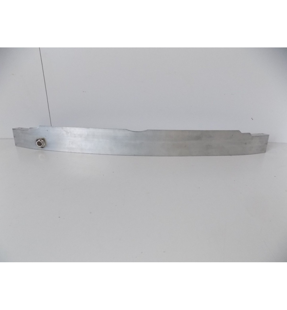 Mercedes W176, W246 Belka zderzaka 4236