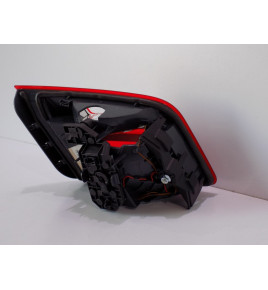 BMW 5 F10 Lampa Tylna LED w Klapie R - 6368