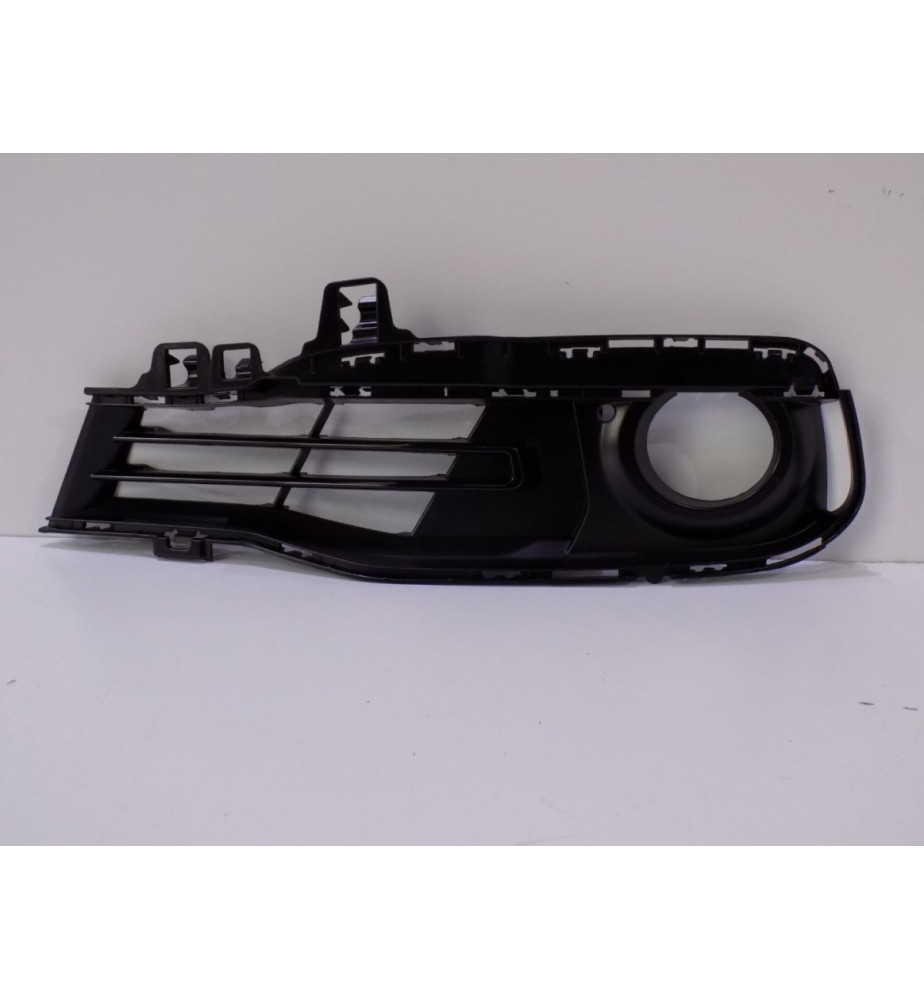 BMW 3 F30 / 31 LCI - Kratka zderzaka L - 4247