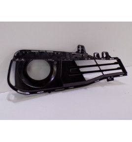 BMW 3 F30 / 31 LCI - Kratka zderzaka L - 4247