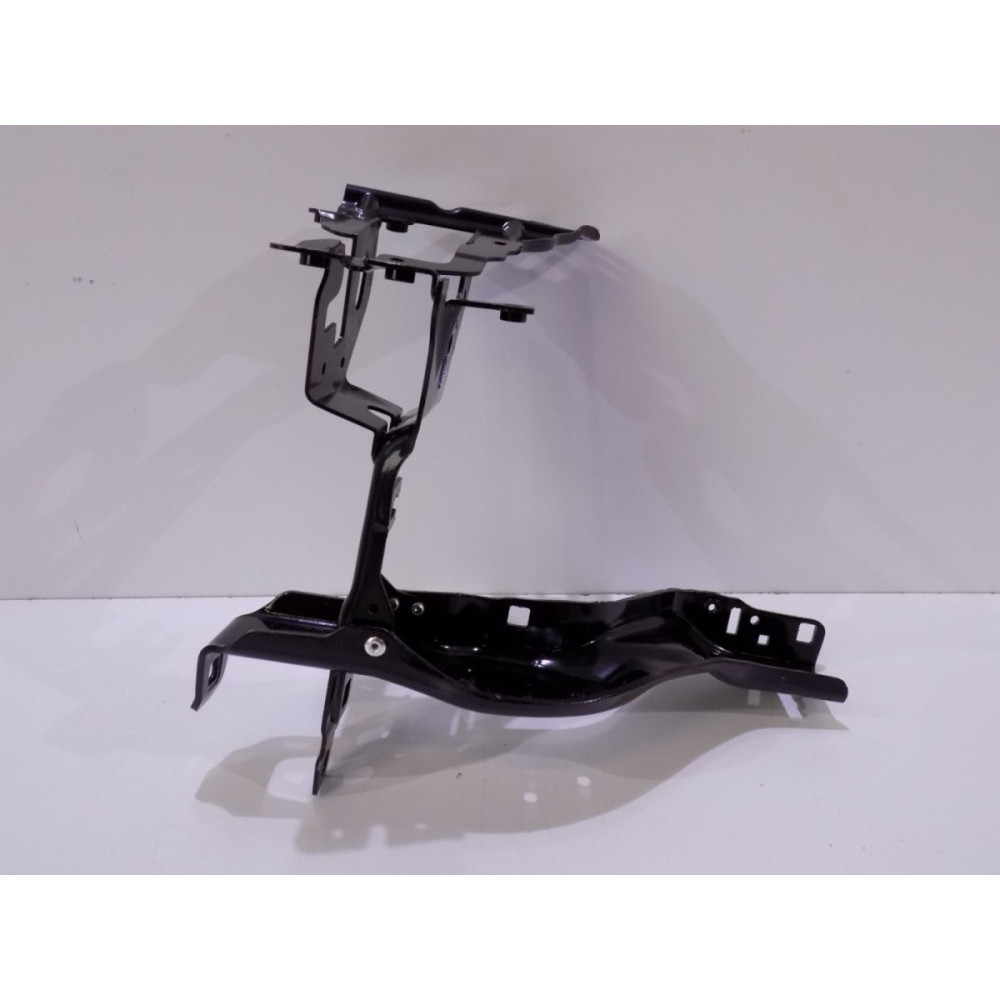 BMW 7 G11 / G12 Wspornik lampy / Okular L - 4251