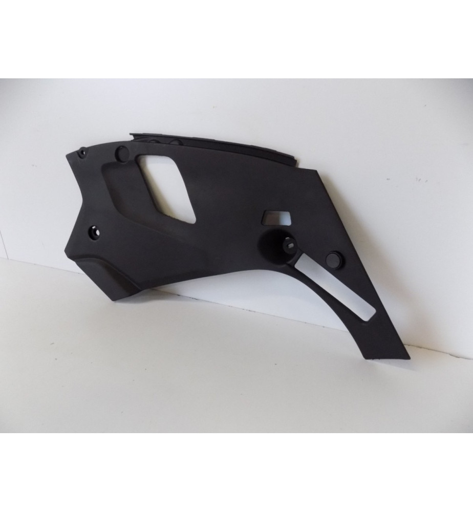 BMW 5 G30/31 Osłona przedziału silnika R - 4284