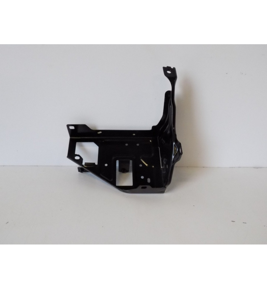 BMW X1 F48 / X2 F39 Okular pod lampę R - 4290