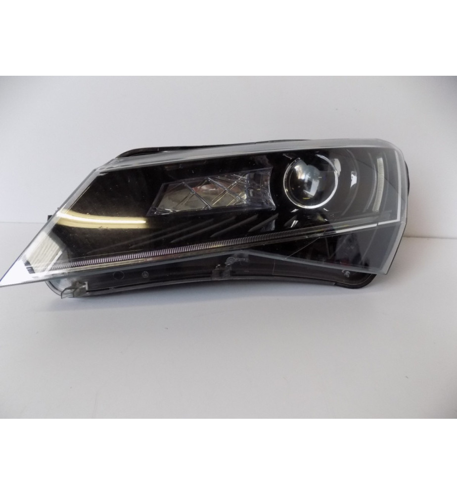 Skoda SuperB 3 - Lampa...