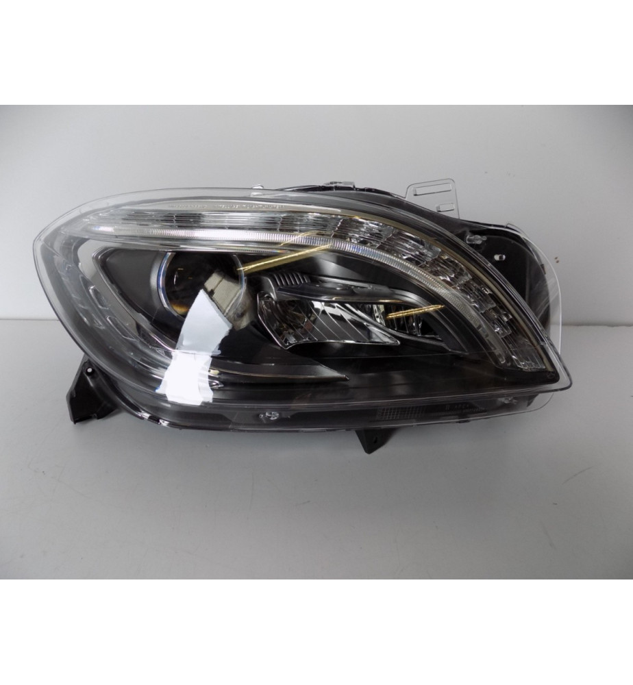 Mercedes Benz ML W166 Lampa Xenon ILS Prawa - 6402