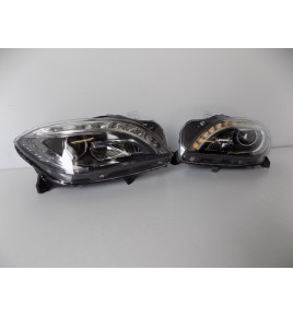 Mercedes Benz ML W166 Lampa Xenon ILS Prawa - 6402