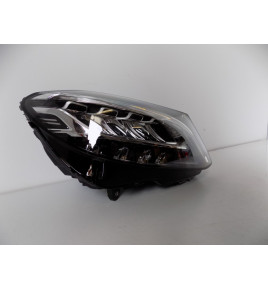 Mercedes Benz C W205 LCI Lampa LED - Prawa 6406