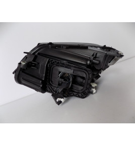 Mercedes Benz C W205 LCI Lampa LED - Prawa 6406