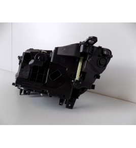 BMW 7 G11 G12 - Lampa przednia Ful LED - R 6410