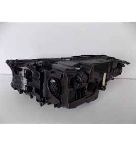 BMW 7 G11 G12 - Lampa przednia Ful LED - R 6410