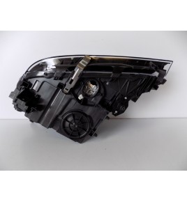 BMW 7 G11 G12 - Lampa przednia Ful LED - R 6410