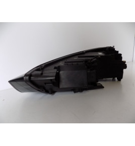 Audi A1 8X - Lampa przednia - Ksenon - Prawa 6414