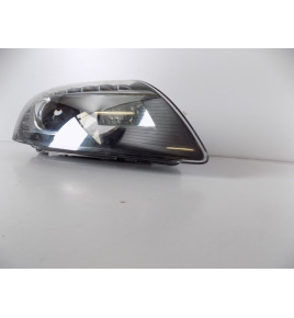 Audi Q7 4L Lampa przednia ksenon skrętny R - 6416