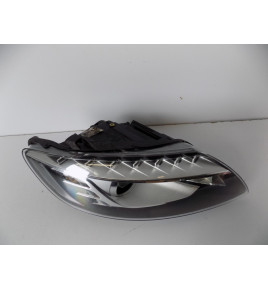 Audi Q7 4L Lampa przednia ksenon skrętny R - 6416