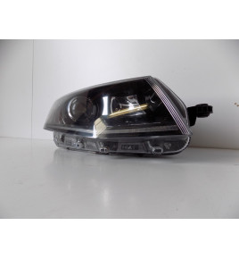 Skoda Ocyavia 3 Lampa przednia ksenonowa - R 6420