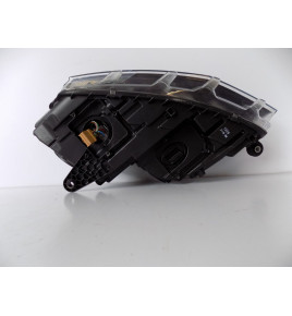 Skoda Ocyavia 3 Lampa przednia ksenonowa - R 6420