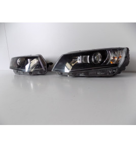 Skoda Ocyavia 3 Lampa przednia ksenonowa - R 6420