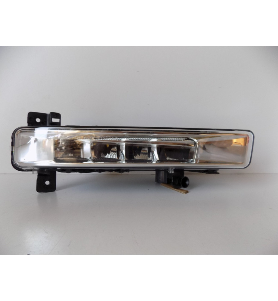 BMW 5 G30 G31 BMW 6 G32 Halogen Led Prawy - 4392