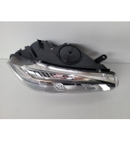 BMW X5 F15 / X6 F16 Lampa przednia - Xenon R 4396