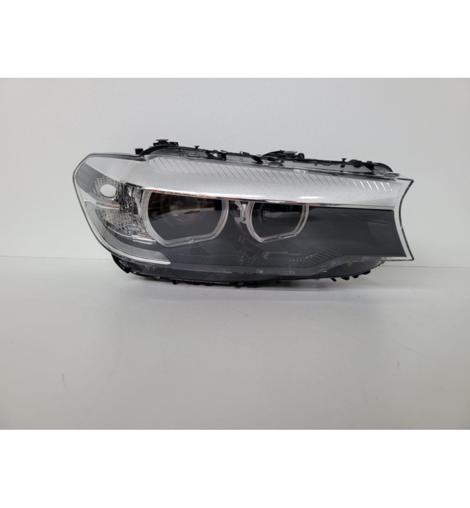 BMW 5 G30 G31 Lampa przednia LED R - 4398