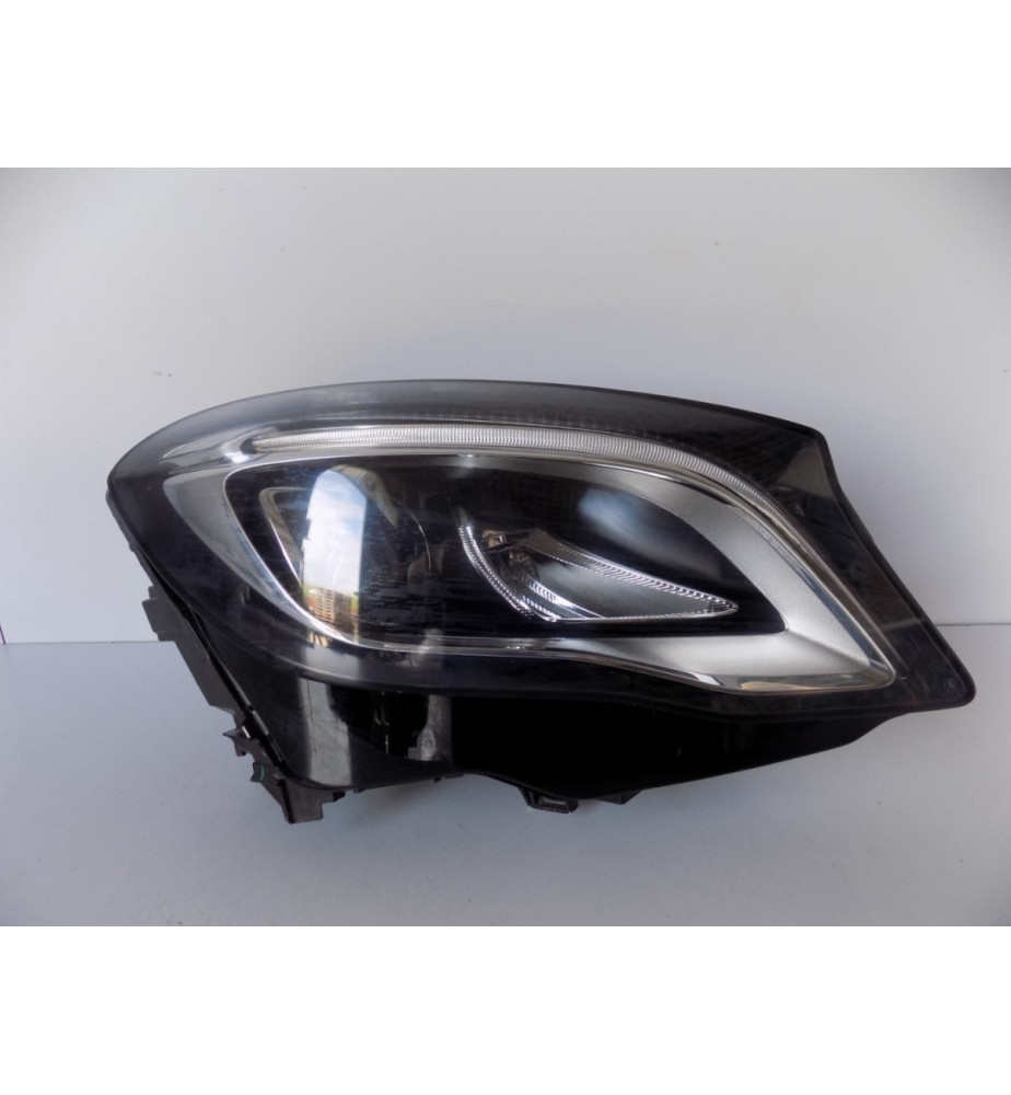 Mercedes Benz GLA W156 Lampa LED - R - 4404