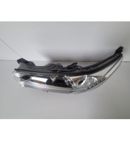 Toyota Highlander 2018 Lampa przednia L - 4413
