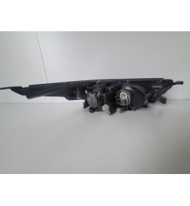 Toyota Highlander 2018 Lampa przednia L - 4413
