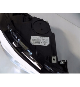 BMW 5 F10 F11 Lampa XENON Nieskrętna Lewa -