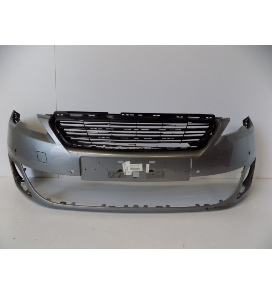 Peugeot 308 II T9 - Zderzak...