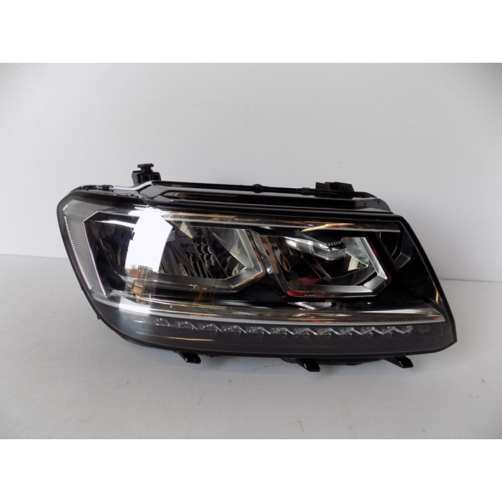 Volkswagen Tiguan II Lampa...