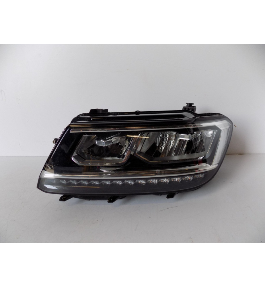 Volkswagen Tiguan II Lampa...