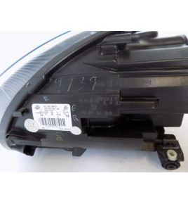 Volkswagen Beetle 5C - Lampa przednia - Prawa 10441
