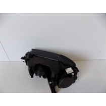 VW Tiguan 5NB - Lampa przednia - Prawa - 10445