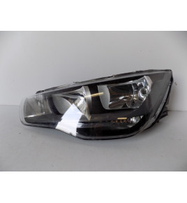 Audi A1 8X0 - Lampa przednia Lewa - 10452
